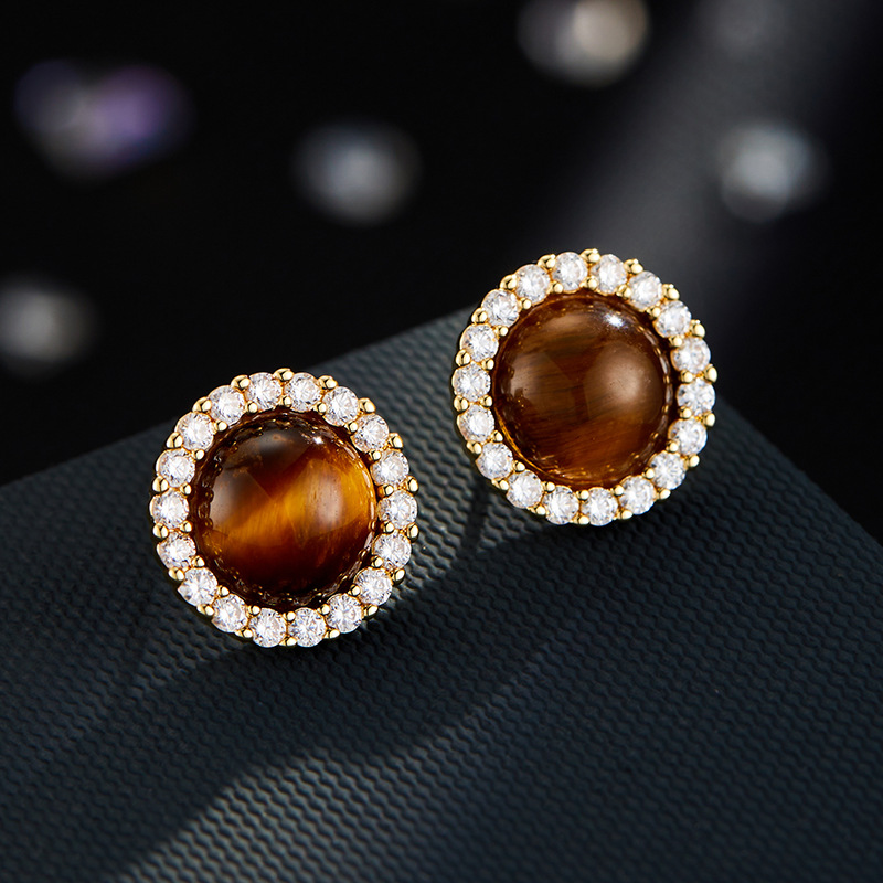French retro round tiger's eye earrings, copper alloy, real gold electroplated, slightly inlaid zircon s925 silver needle, light luxury earrings details Picture