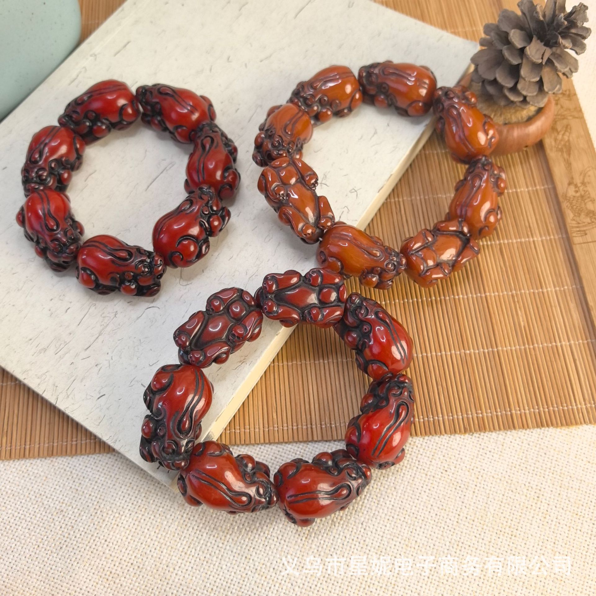 Meteorite red Edin bracelet, chicken-blood stone red Edin bracelet, jade carving, gift for sale Item Picture