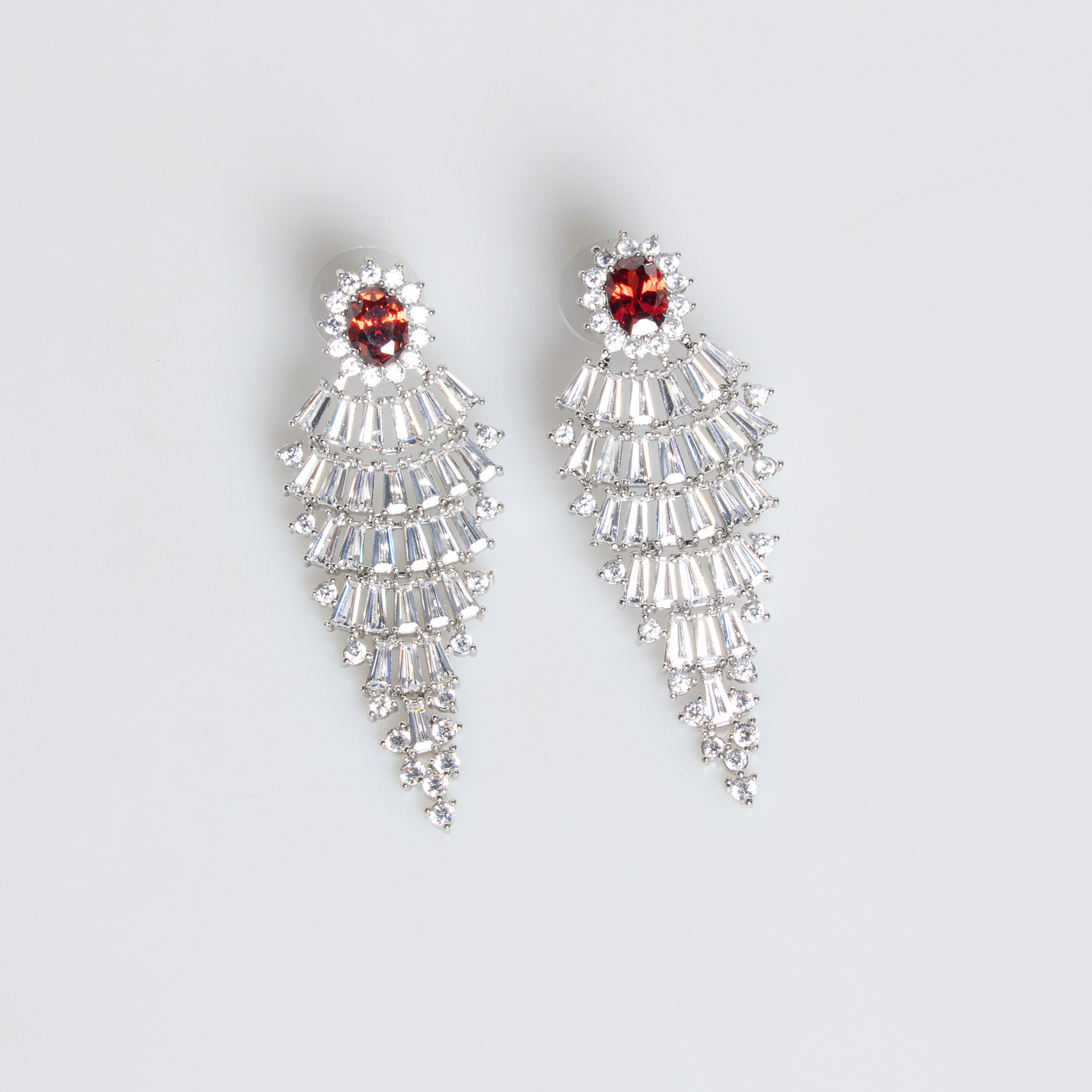 Luxurious ruby waterfall earrings, floral style, elegant and exaggerated zircon earrings, niche high-end earrings LY29103, banquet dress fashion earrings, long tassel earrings wholesale Specification image