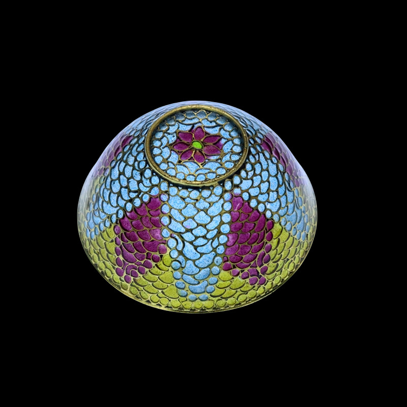 A traditional Chinese cultural craft gift, a 3-inch round bowl in transparent blue with cloisonne enamel Specification image