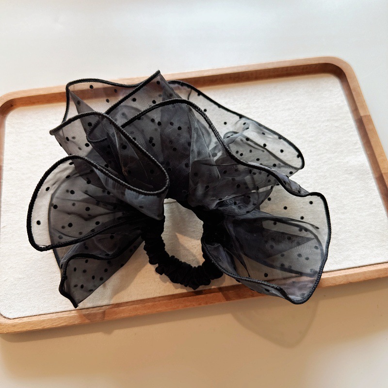 The oversized mesh, ruffled black and white polka dot large intestine circle is a versatile, high-end and elegant skirt hem, hair tie, hair flower and hair accessory Application Scenario
