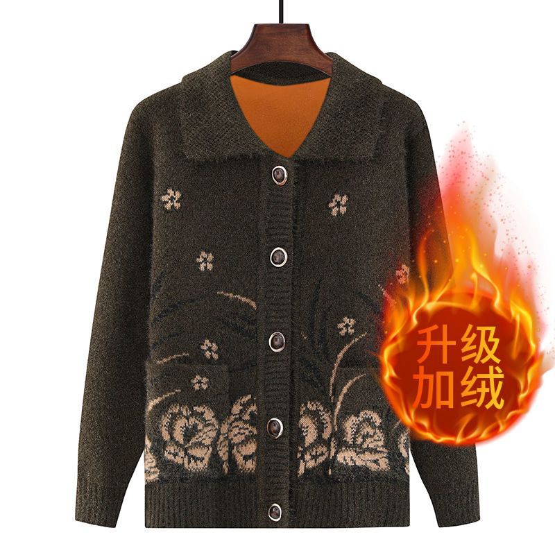 Grandma sweater coat for the elderly in autumn, mom's coat with fleece knitted cardigan, top for the elderly and grandmothers in autumn and winter