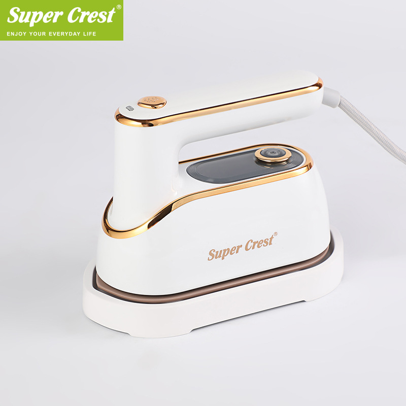 Super Crest白色带金色装饰手持蒸汽熨斗图