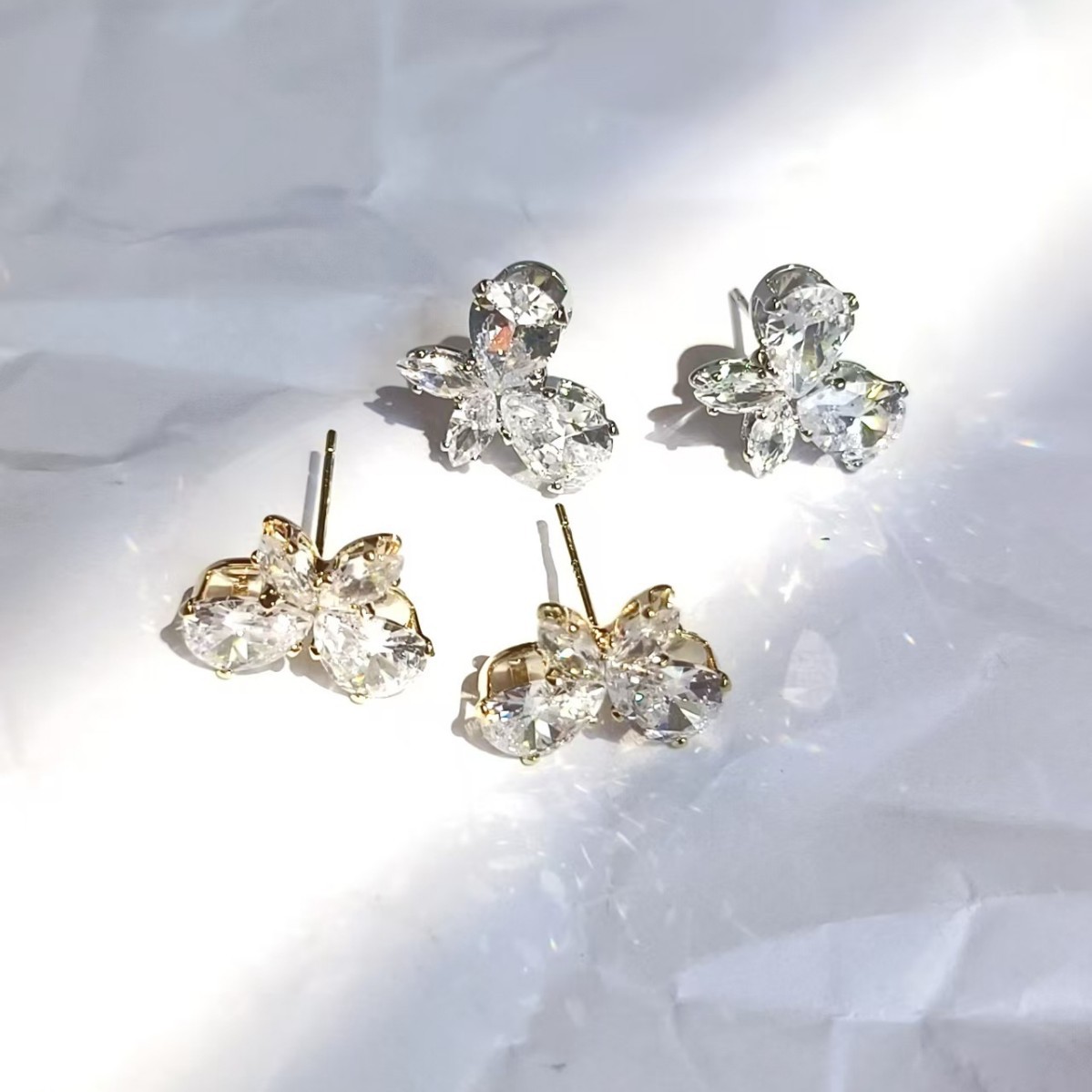 2025 New Sparkling Ear Stud earrings, pure silver butterfly Super Sparkling ear bone Stud Zircon, high-end, exquisite and versatile style full figure