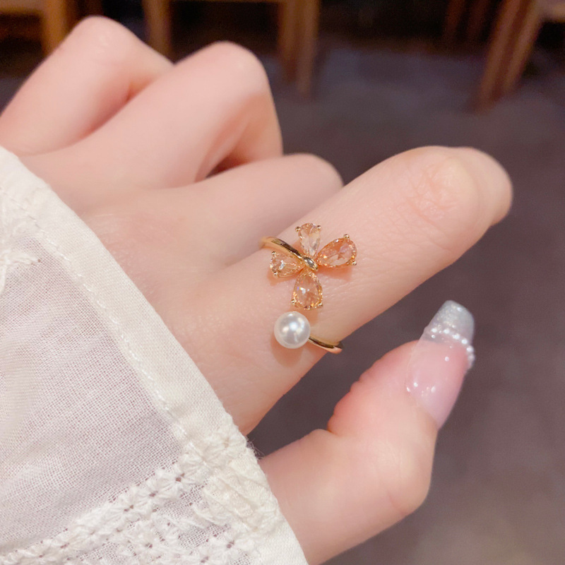 This unique and ethereal orange butterfly pearl open-mouth ring exudes a sense of luxury and sophistication, making it a fashionable and versatile index finger ring Specification image