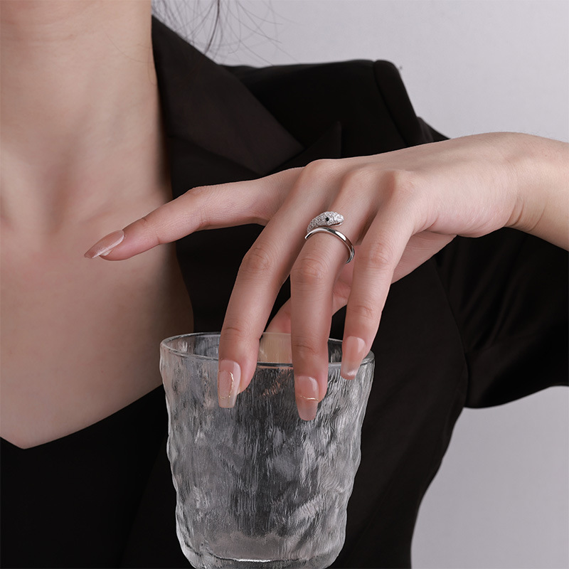 铜微镶戒指/戒指/莫桑钻/银戒指/戒指跨境产品图