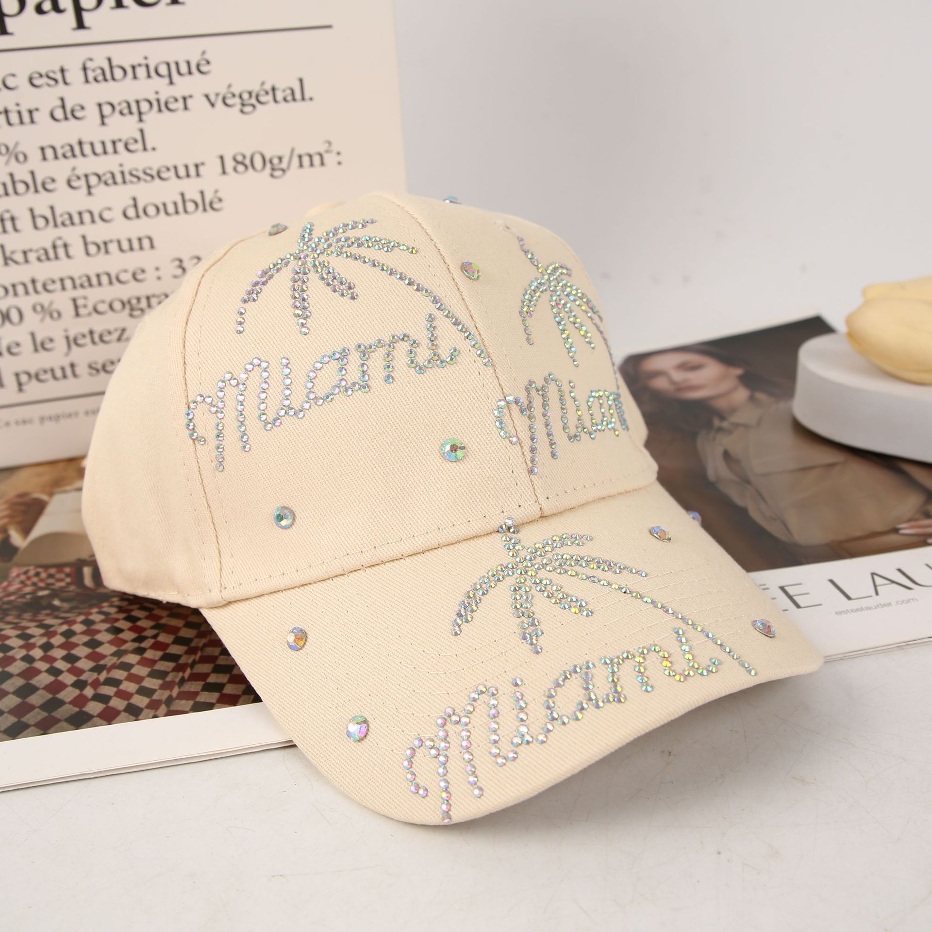 Jichu hats are versatile for women. The hot diamond baseball cap shows off your face. The small baseball cap is sun protection, breathable, casual and fashionable for both men and women Specification image