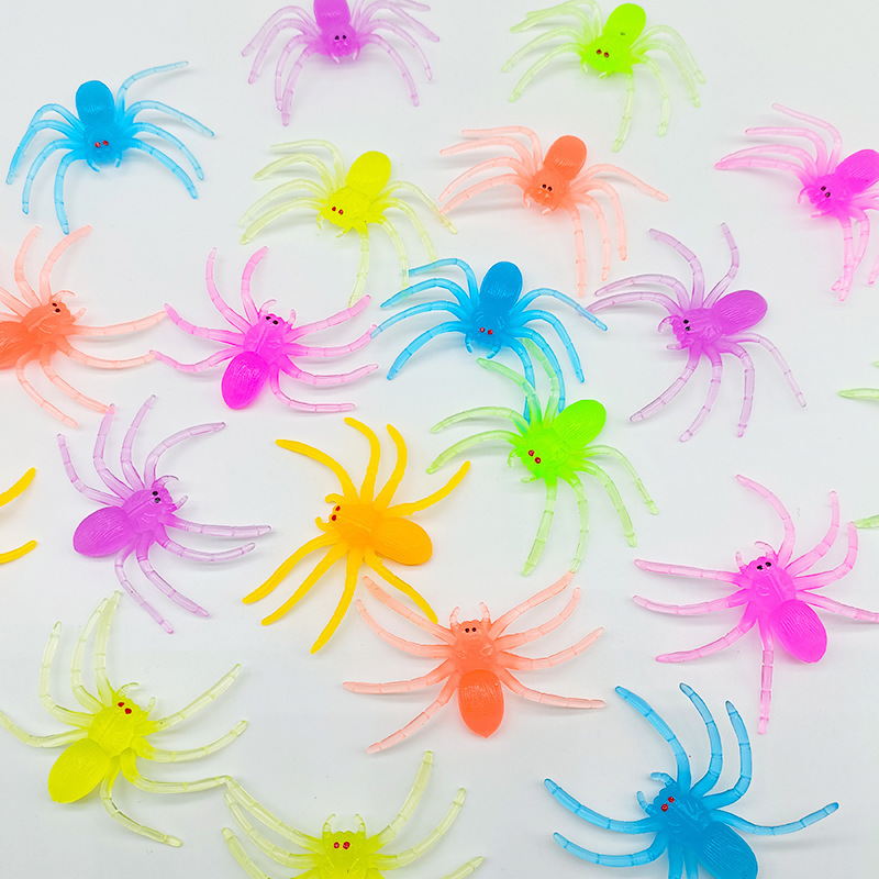 Cross-border simulation araña de color adornos de fiesta de fantasmas halloween juguetes enteros enganchador accesorios de fiesta juguetes details Picture