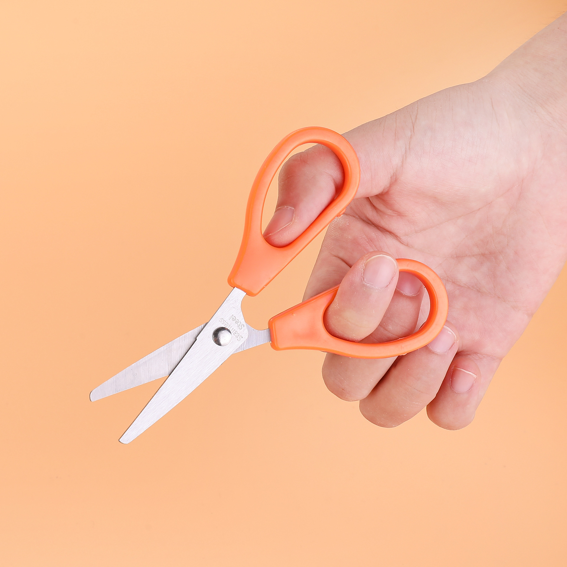 Pioneer 1245 Cartoon sheathed Scissors, stainless steel scissors, student paper-cutting, handicrafts, art homework, office supplies details Picture