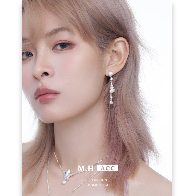Asymmetrical tidal star shell long earrings, a light luxury, niche, sweet, cool, fashionable, versatile and high-end fringed ear accessory for women details Picture