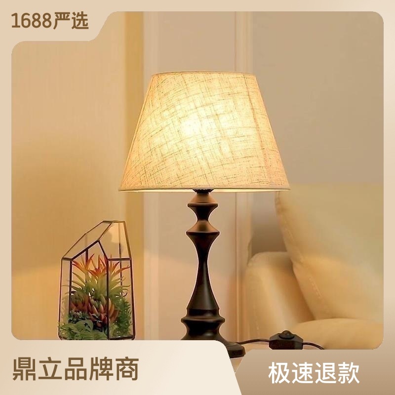 Desk lamp, bedroom bedside lamp, ins girl's warm desk lamp, creative Northern European bedside table, hotel and homestay simple style Specification image