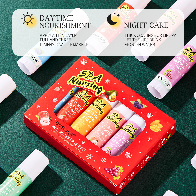 【 Cross-border Exclusive 】bosuya Christmas Lip Balm Hydrates, moisturizes, prevents dryness and cracking, and reduces lip lines. A bestseller on Amazon Application Scenario