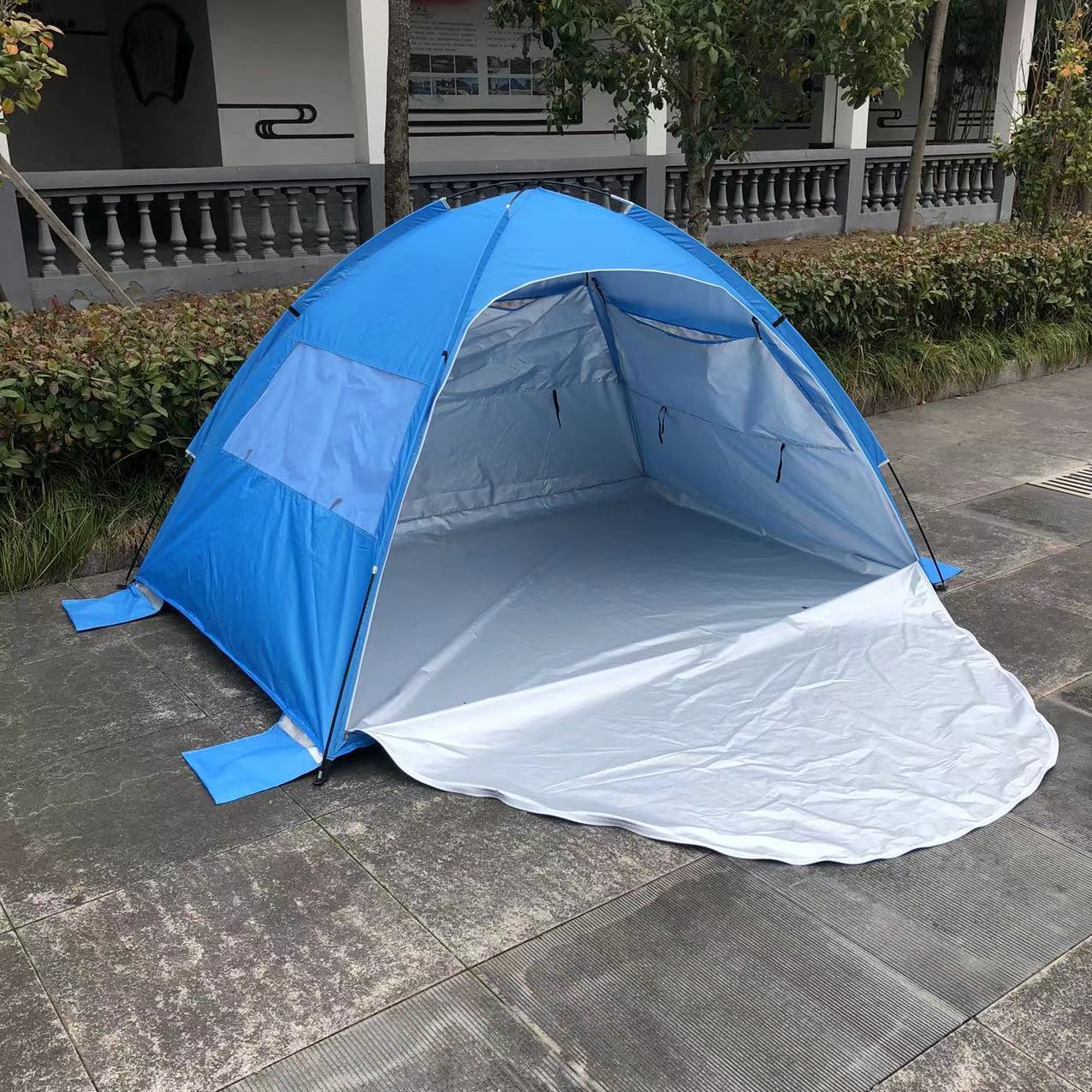 Foreign trade export beach sun protection and shading tents, outdoor fishing and camping tents, travel tents, automatic beach tents