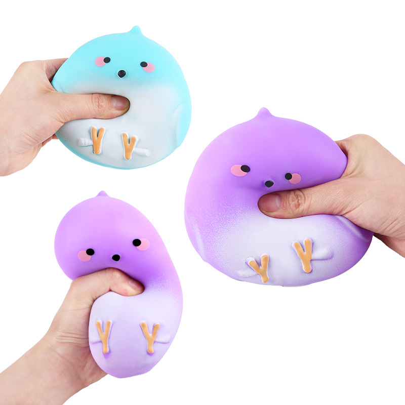 Fatty Parrot Squeeze Fun Stress-relieving Toy, stress-relieving squeeze toy, soft silicone rubber, children Application Scenario