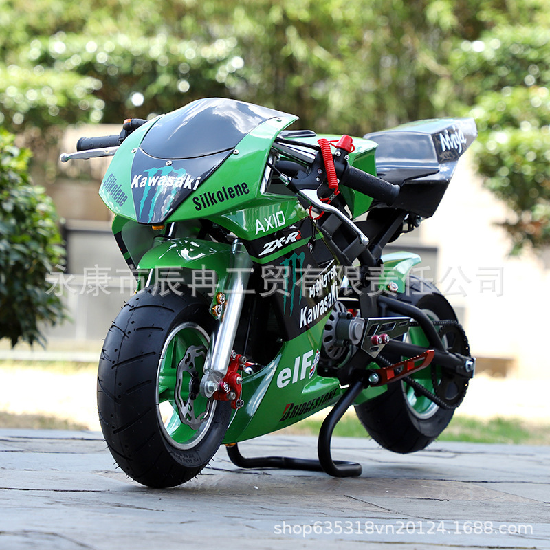 The new 49CC mini sports car from CR is a two-stroke expanded cylinder hand-pulled start outdoor track children's sports car The new 49CC mini sports car from CR is a two-stroke expanded cylinder hand-pulled start outdoor track children's sports car