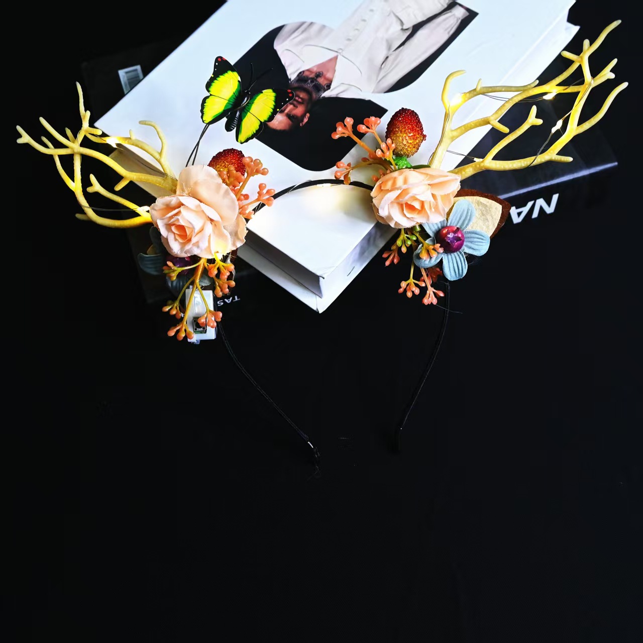 Big antler headbands, night market, glowing toys, shining headbands, Christmas reindeer flower fairy headwear wholesale Specification image