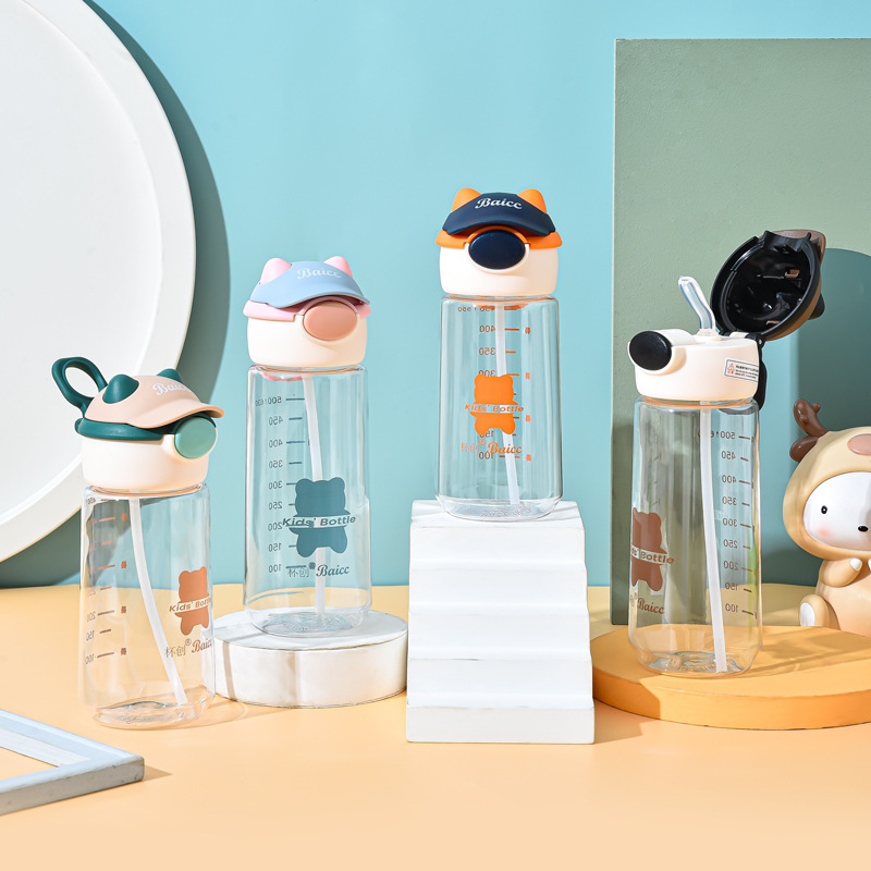 杯创帽帽熊塑料杯 可爱卡通便携学生水杯 防摔耐高温儿童吸管杯子