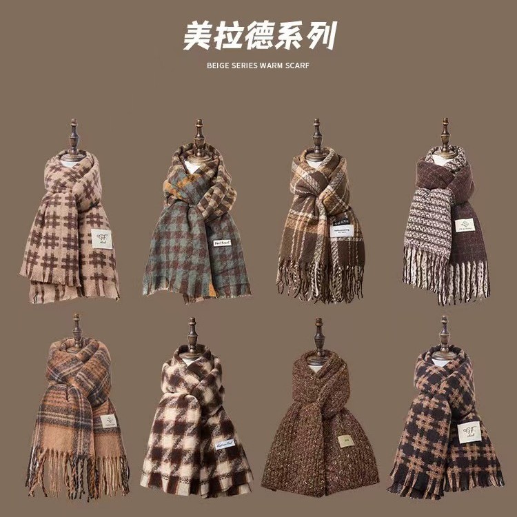 One-piece delivery of new autumn and winter men's and women's checked scarves, Maillard faux cashmere old money style shawls, high-end and warm fringed scarves, wholesale from street stalls One-piece delivery of new autumn and winter men's and women's checked scarves, Maillard faux cashmere old money style shawls, high-end and warm fringed scarves, wholesale from street stalls