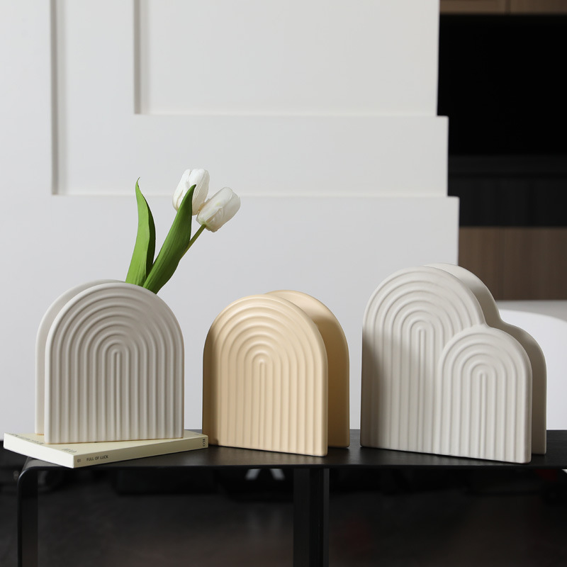 2026年北欧陶瓷拱形装饰书立花瓶烛台香薰蜡烛座软装饰品