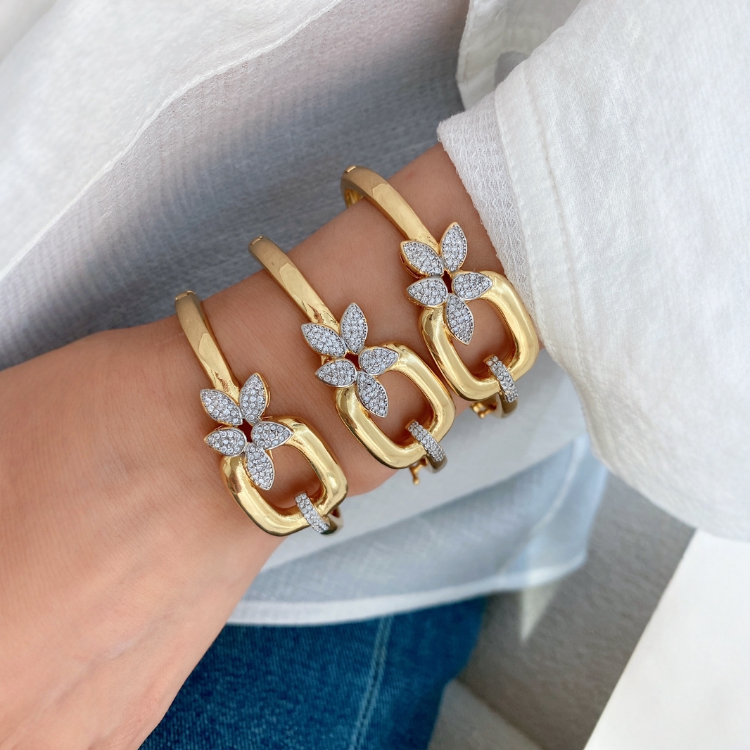 European and American cross-border light luxury, slightly studded with diamonds, daily versatile and fashionable two-color set Specification image