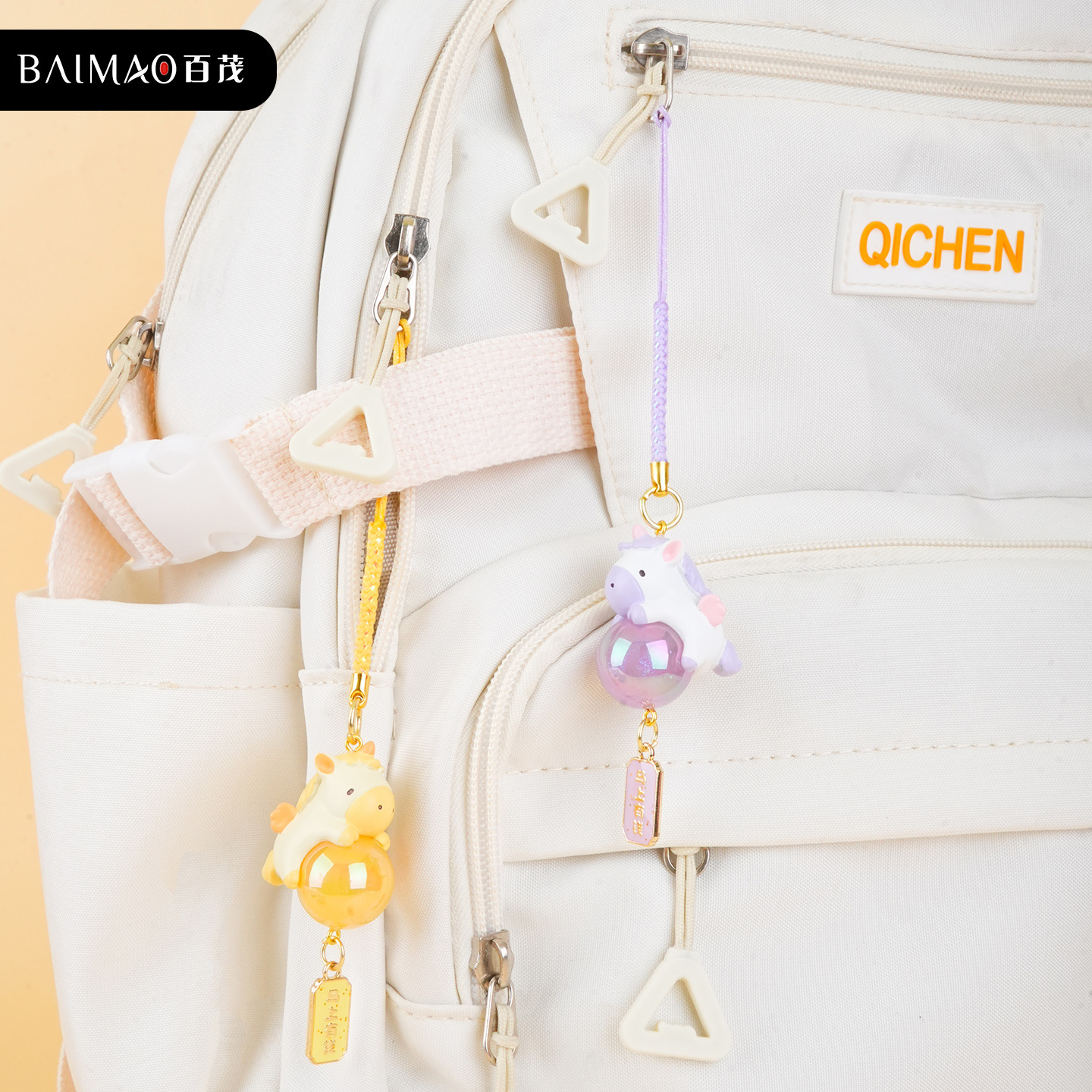 2026 New Year of the Horse keychains, cute girls, money coming soon, key chains, couple mobile phone chains, pendants and gifts Application Scenario