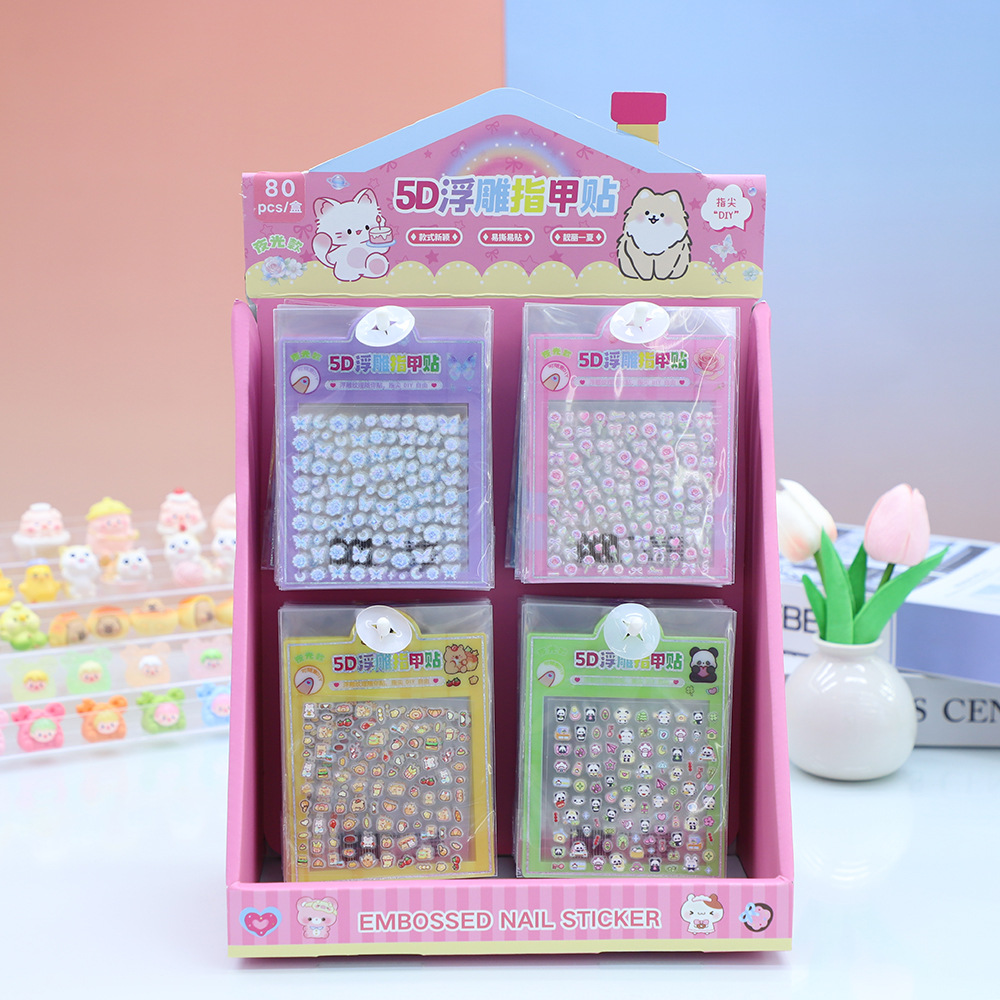 Nuevo luminoso 5D embossing 3d cartoon diy impermeable uñas adorables decorativas stickers uñas pegatinas al por mayor