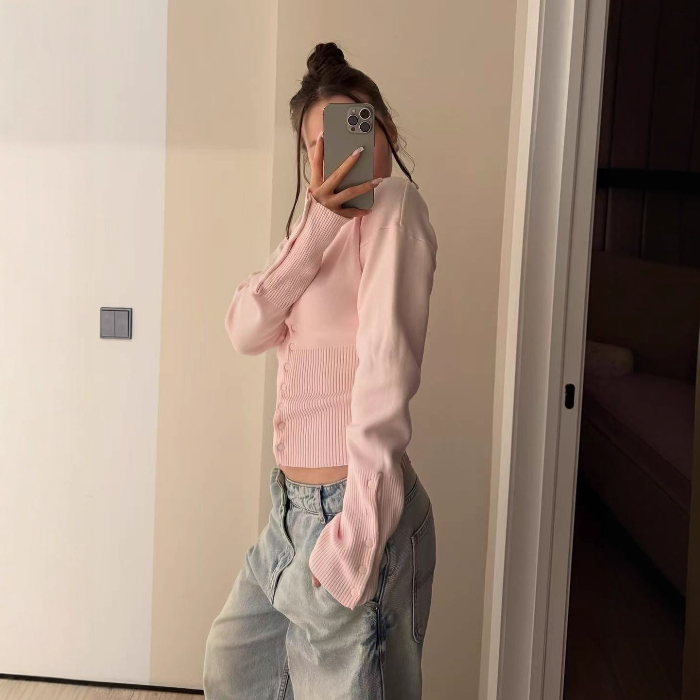 New French classic and elegant round-neck casual knitted cardigan sweater for women's trade in autumn and winter Specification drawing