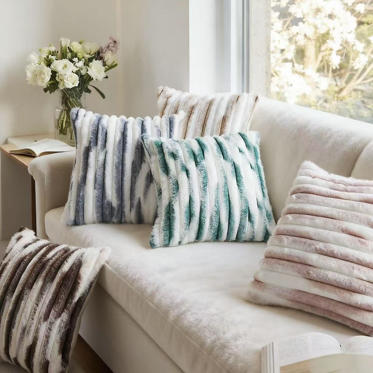 Cross-border ins gradient plush imitation rabbit fur tie-dyed pillowcase, home decoration, comfortable cushion, living room sofa, ins style Specification image