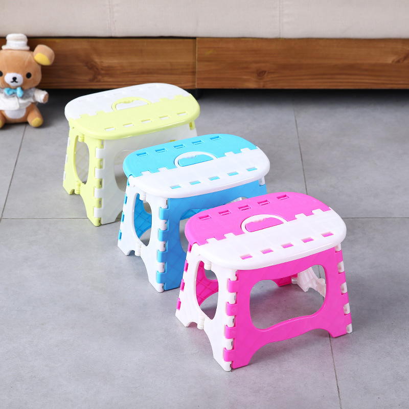 Portable thickened stool, children's stool, folding stool, fishing stool, small stool, outdoor plastic low stool, train stool details Picture