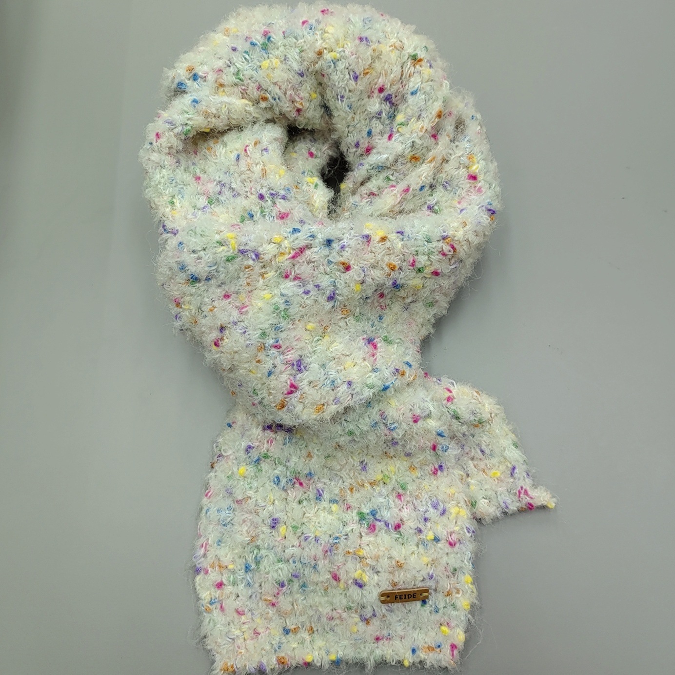 玫瑰蜜语珊瑚绒彩虹糖豆毛线小围巾编织送女生女友礼物圣诞围脖