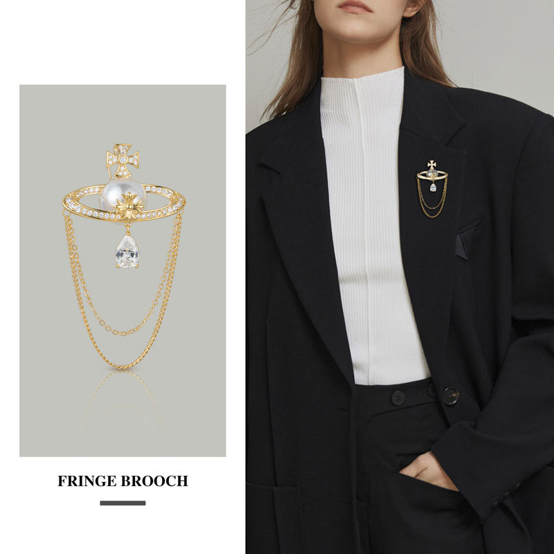 Western Queen Saturn tassel brooch, French Star pearl pin, niche and high-end style, brooch, commemorative gift decoration details Picture
