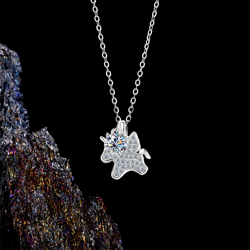 新款莫桑独角兽项链女韩版简约个性时尚ins网红批发925纯银锁骨链