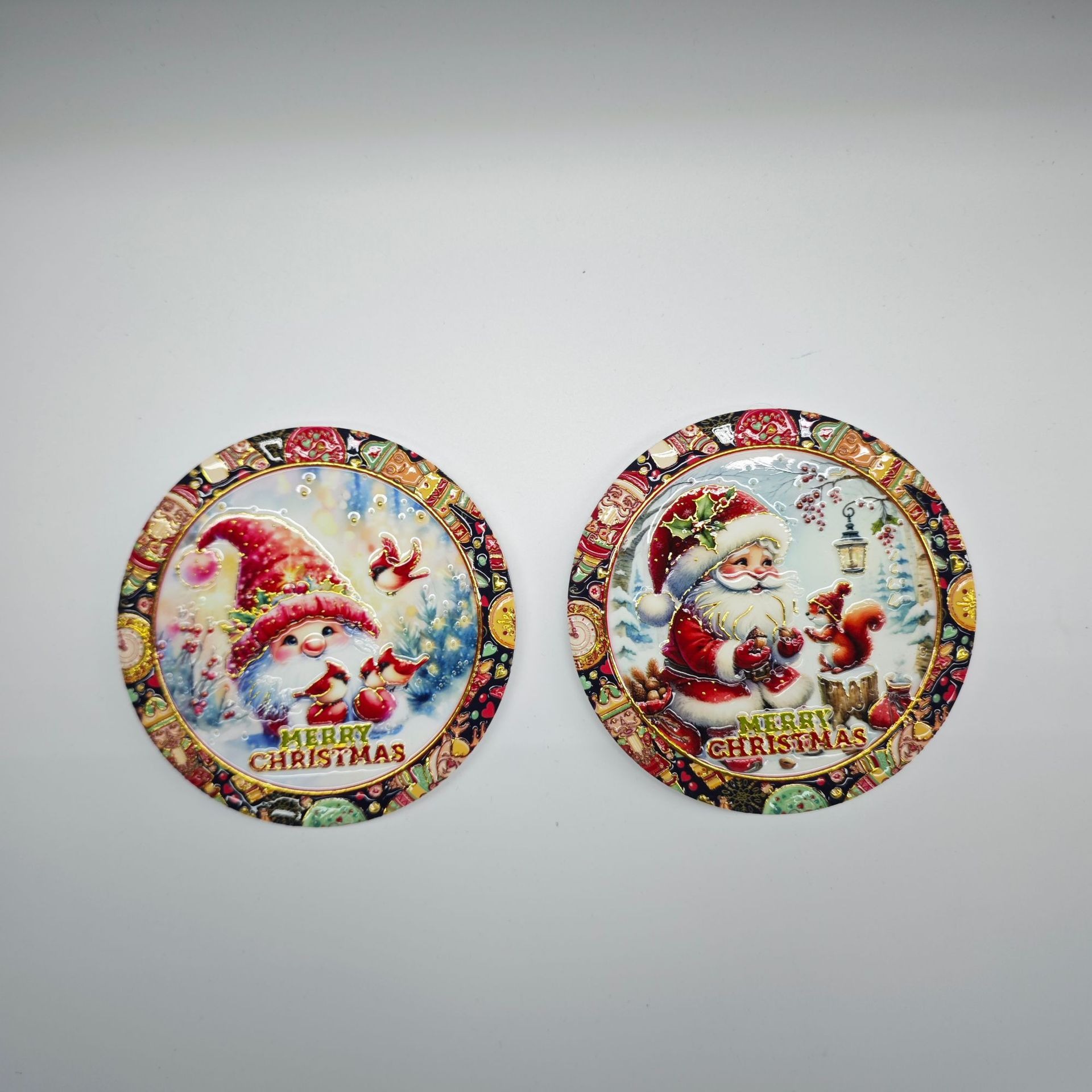 Cross-border Christmas coasters, circular ceramic 3D embossed and embossed coasters, household decorative, heat-insulating and waterproof coasters Specification image