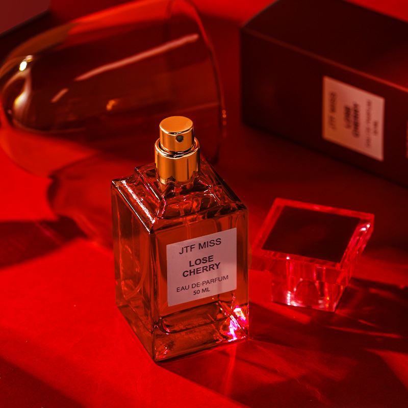 小城伊香跨境爆款女士香水失落樱桃乌木沉香烟草柑橘持久香水50ml细节图