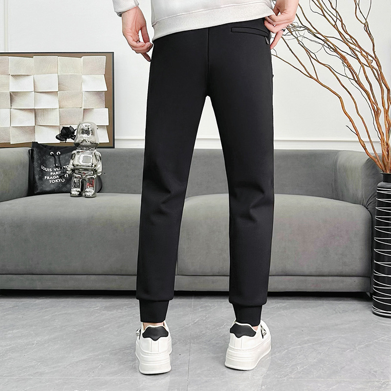 2025 New autumn and winter skinny casual pants, sweatpants, men's sportswear pants, men's fleece sportswear pants Application Scenario