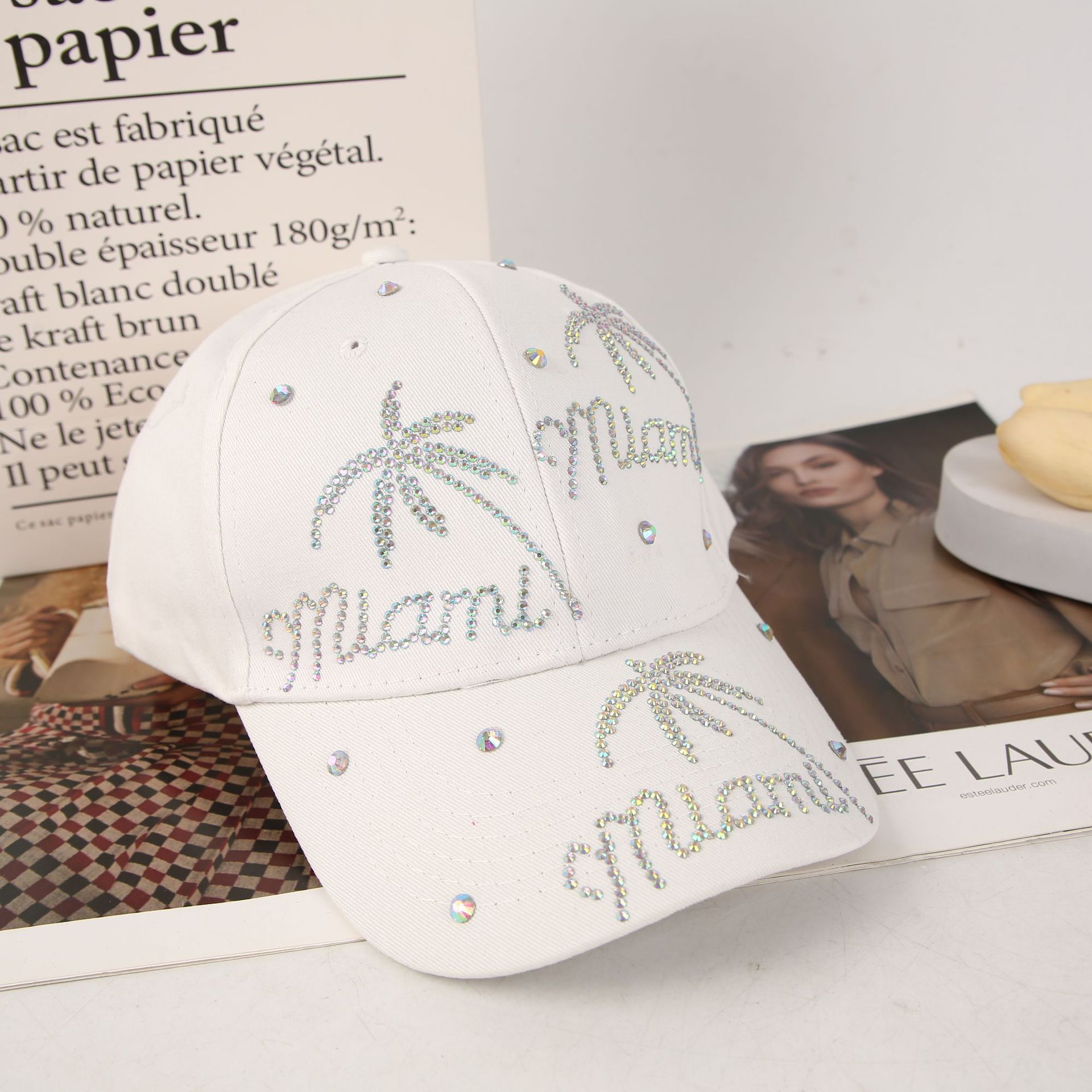 Jichu hats are versatile for women. The hot diamond baseball cap shows off your face. The small baseball cap is sun protection, breathable, casual and fashionable for both men and women details Picture