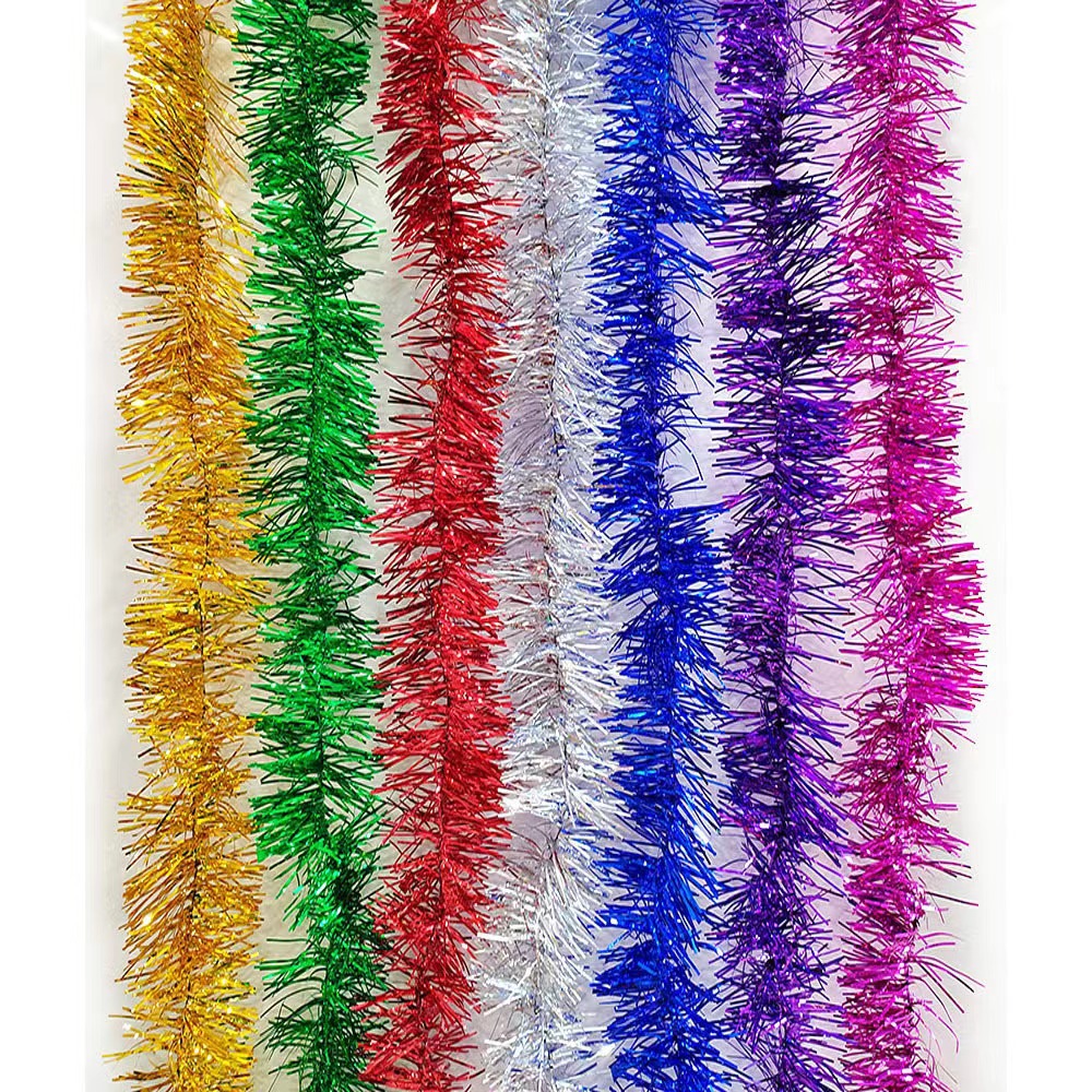 Wholesale of decorative items for birthday parties, such as woolen stripes, decorative ribbons, and Christmas Eve decorations details Picture