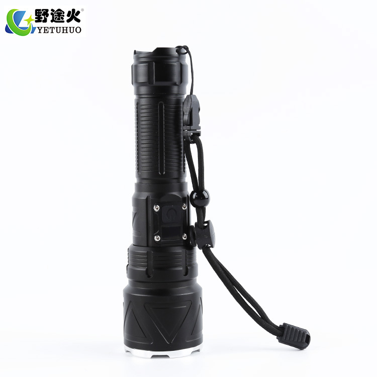 New cross-border digital display tyc charging ultra-strong light flashlight, portable zoom led white laser flashlight for outdoor use Application Scenario