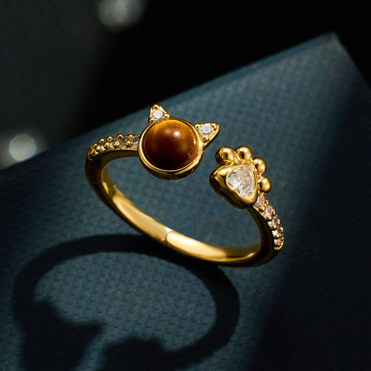 原创萌趣可爱猫咪开口戒指铜合金微镶锆石虎眼石精致可调节食指戒