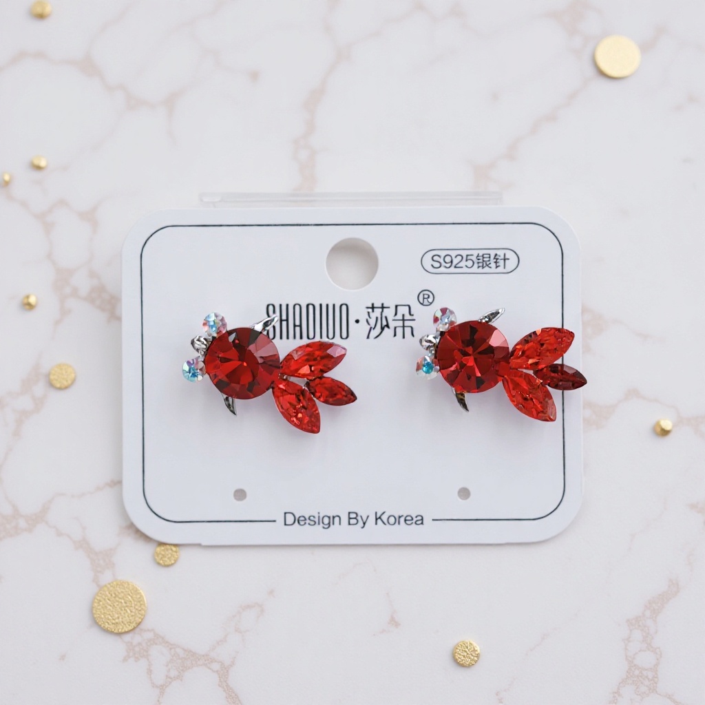 爆闪施家镶钻进口奥地利水晶精致韩系小金鱼耳钉S925纯银耳针新款
