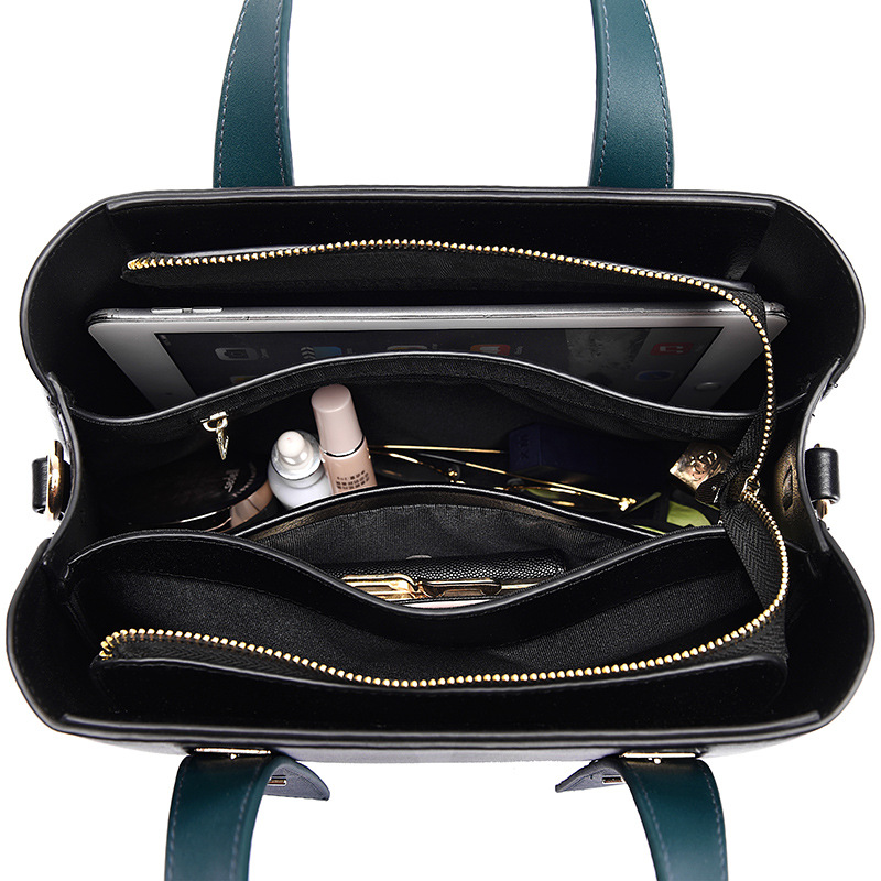 Bag Women 2025 New Tote bag, simple and large-capacity women's crossbody bag, high-end soft leather women's handbag Application Scenario