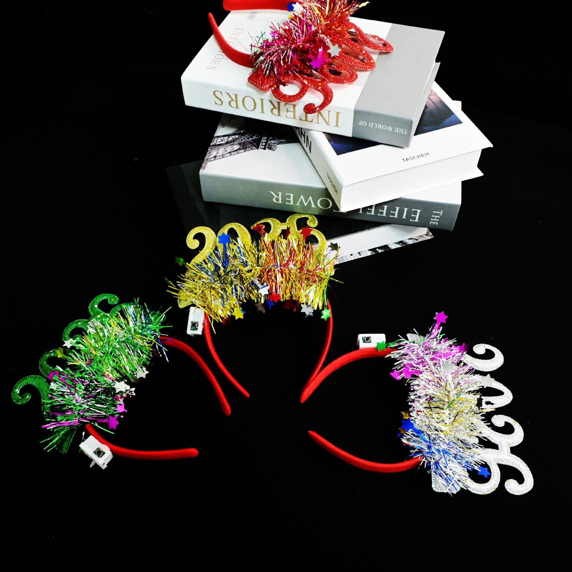 New 2026 Christmas luminous headband, New Year Party and gathering luminous headwear, bar New Year's Eve event decoration Application Scenario