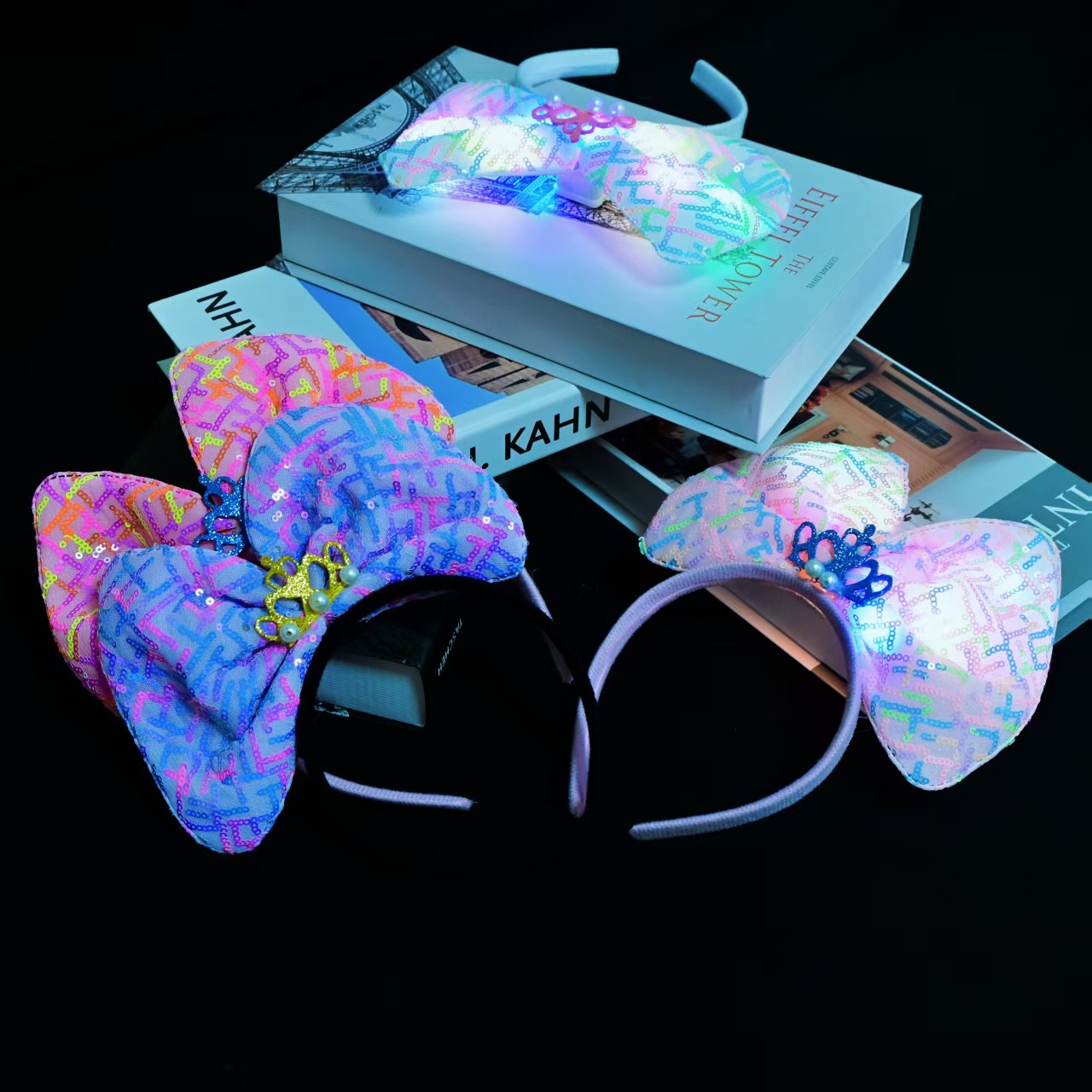 Bow headbands, colorful hair clips, sequined headbands, festival party activities, children's bow accessories supply Application Scenario