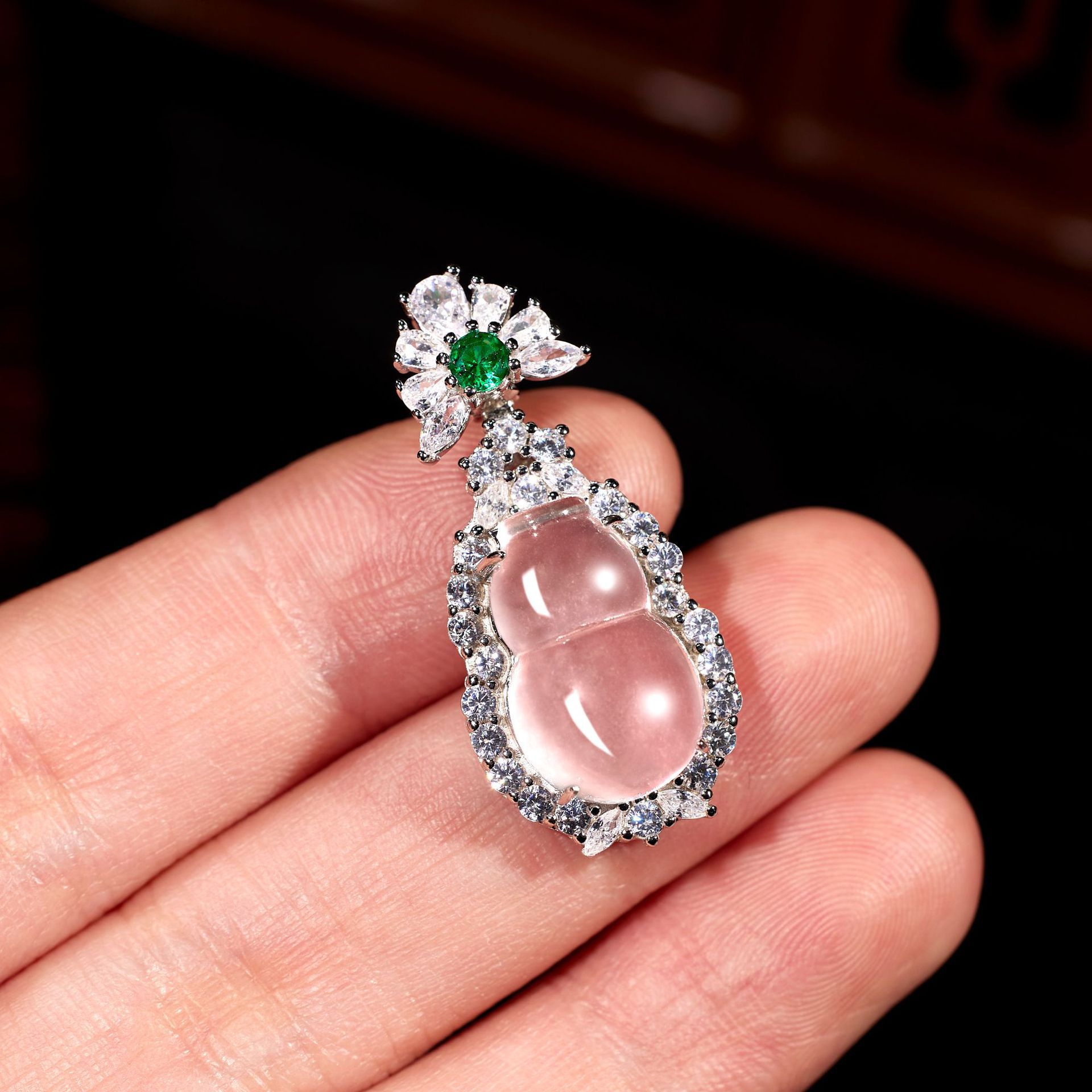 S925 Silver Quarquartz jade Gourd Necklace for Women, New Chinese-style national trend high Ice Fortune Pendant, ice-transparent silver inlaid with jade full figure