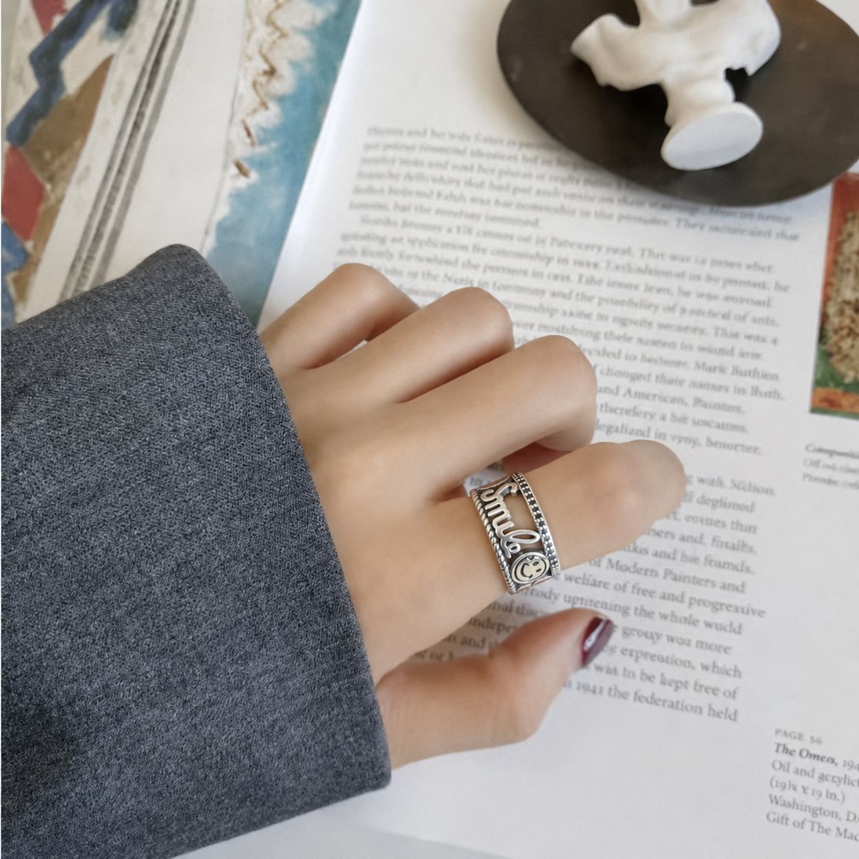 S925 sterling silver retro aged letter smile smiling face ring wide, niche and versatile open index finger silver ring Application Scenario
