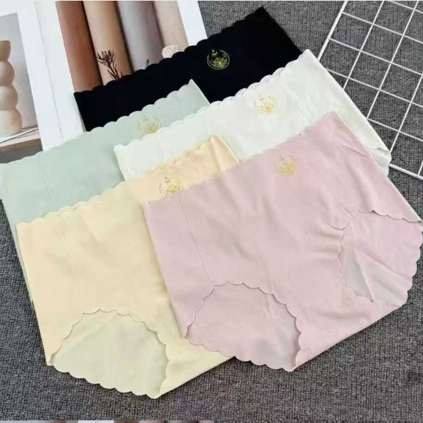 2025 New foreign trade original order export to Europe, America and Africa Ice silk traceless women's underwear, mulberry silk antibacterial crotch summer thin, breathable, comfortable and traceless fitness underwear full figure