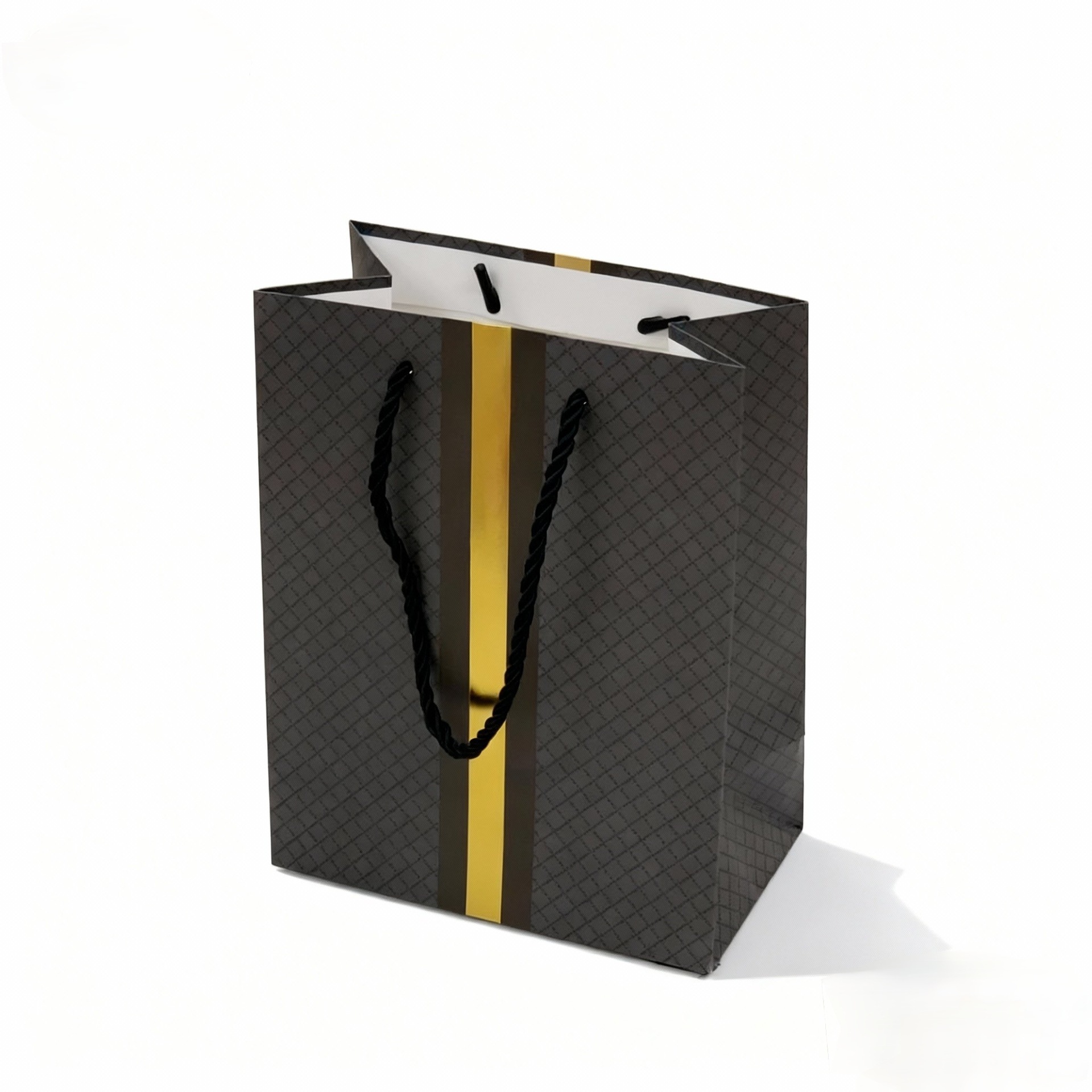 High-end black and gold diamond-patterned gift bag packaging bag, light luxury embossed hand-held bag, high-end and exquisite packaging paper bag for festival gifts Application Scenario