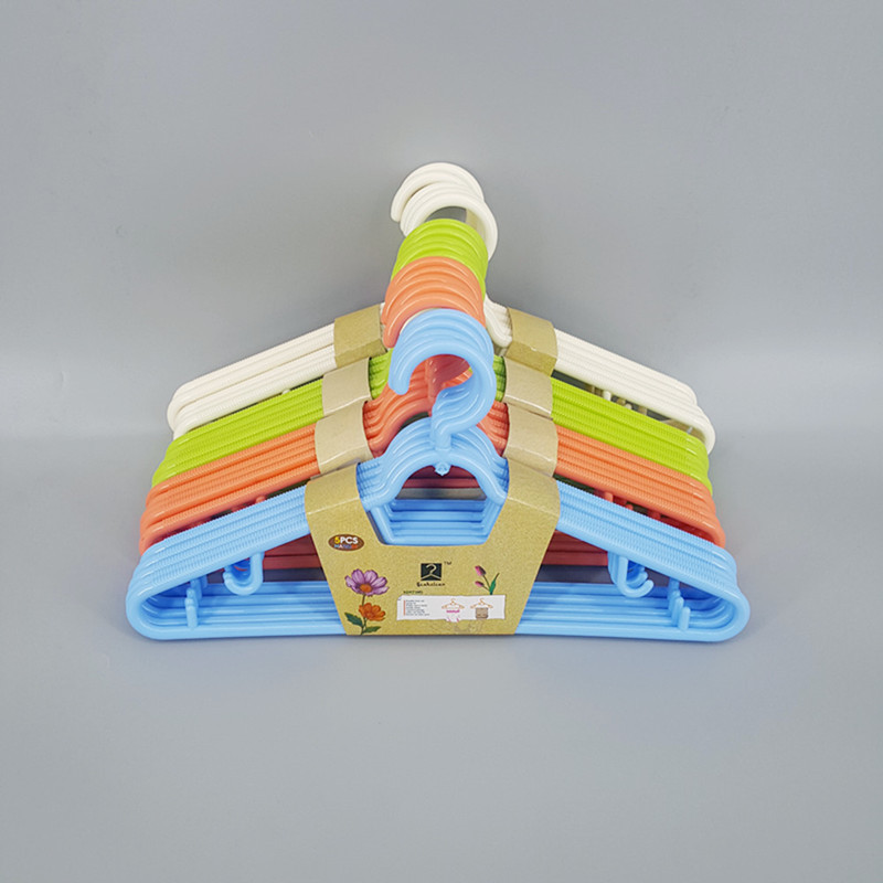 女士塑料衣架实心加厚家居干湿两用阳台晾晒衣架防滑衣挂厂家直销