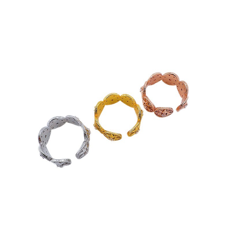 铜镀真金欧美轻奢气质微镶锆石八芒星戒指小众设计时尚高级感戒指白底实物图