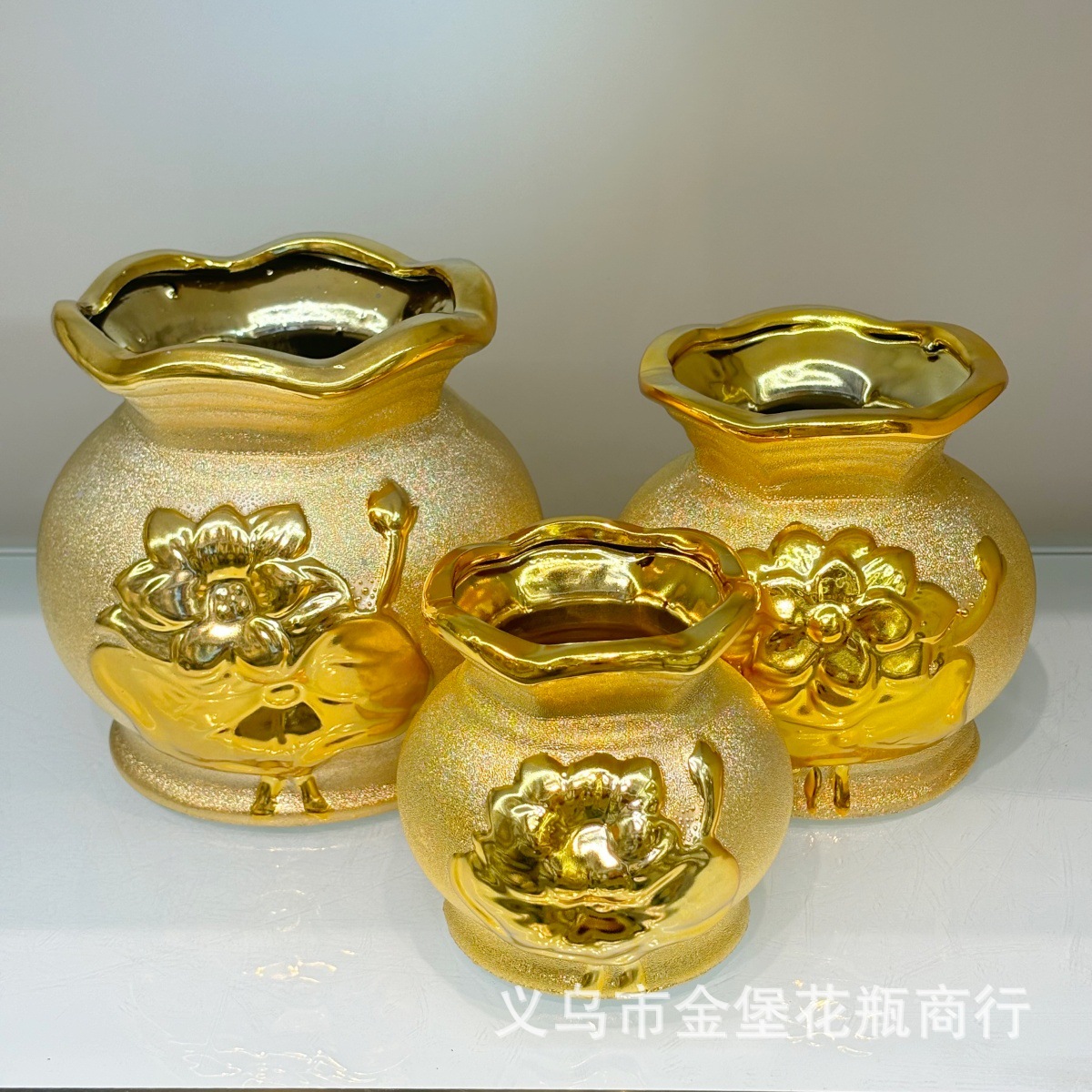 装饰花瓶实物图